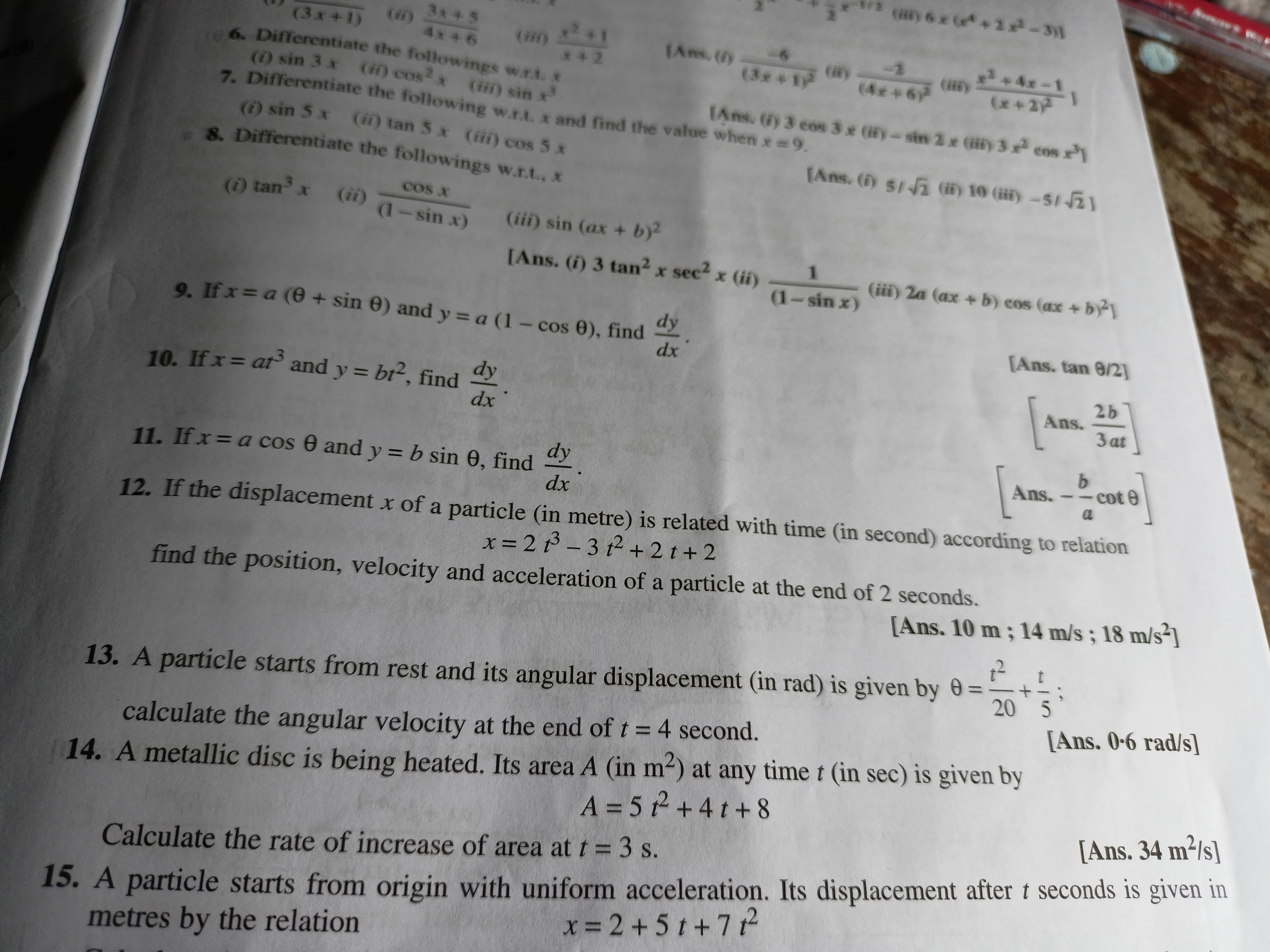 Question image for The 15 que asking me the velocity at 4s If we dif